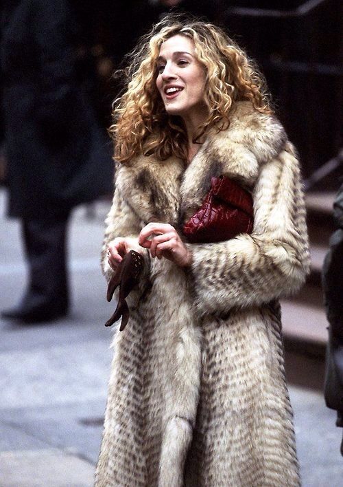 Carrie Bradshaw's outfits on 'Sex and the City', 1998-2004.